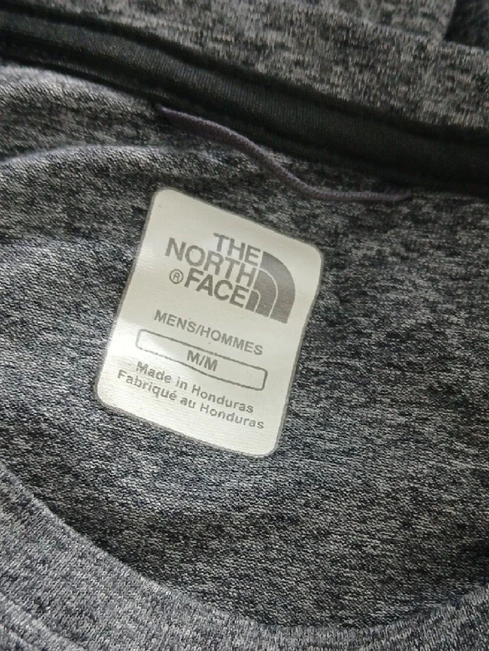 The North Face Men's‎ Long Sleeve T-Shirt in Medium Grey Heather
